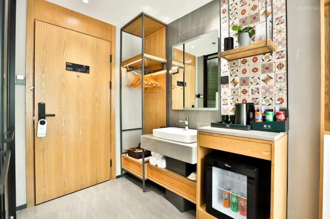 True Go Hotel - Shanghai Jing'An Temple Nanjing West Road Xangai Exterior foto