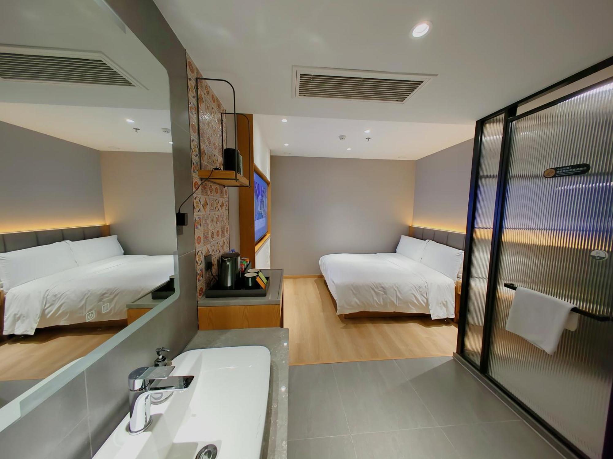 True Go Hotel - Shanghai Jing'An Temple Nanjing West Road Xangai Exterior foto